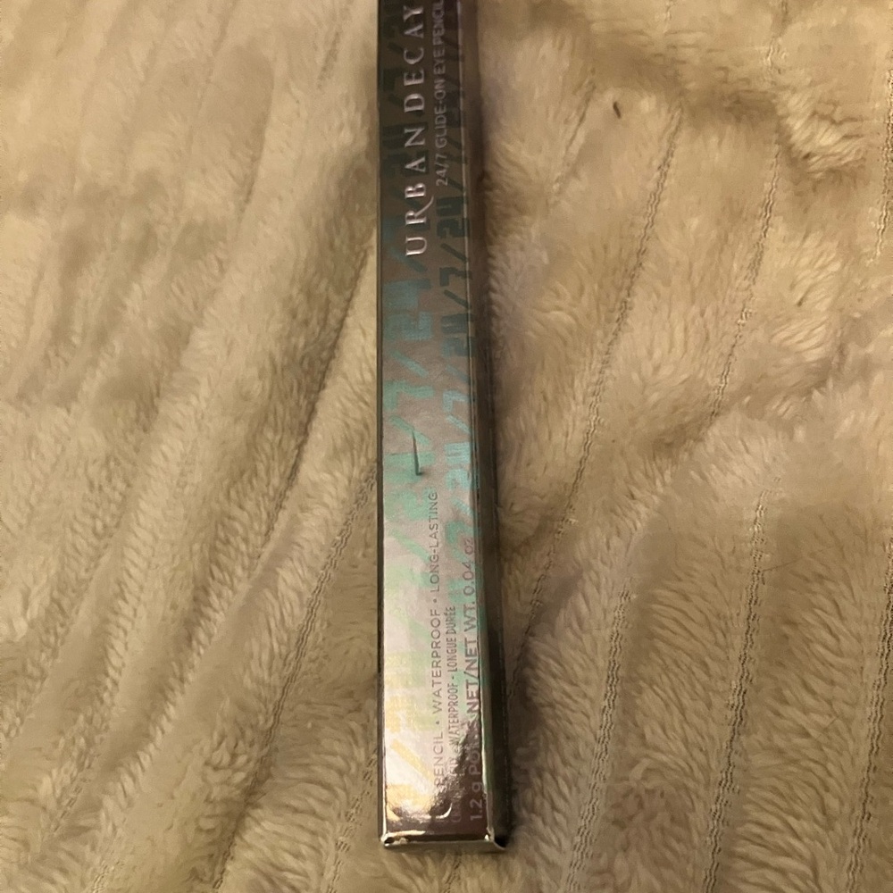 New in box Urban Decay 24/7 Glide-On Eye Pencil - Zero (black) - Picture 2 of 7